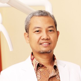 drg. Eddy Heriyanto Habar, Sp.Ort - Dentamedica Care Center 