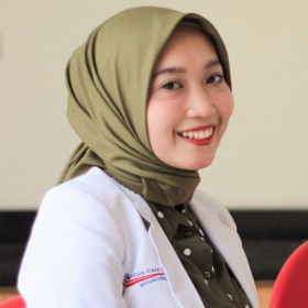 drg. Nisrina Ekayani  - Dentamedica Care Center 